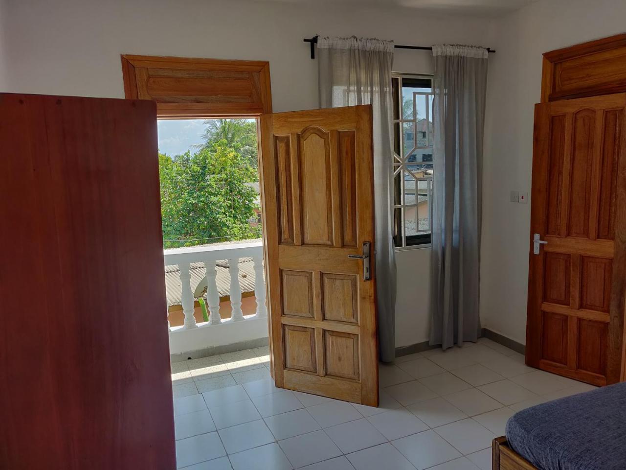Serenity Haven Lodge Busua Habitación foto