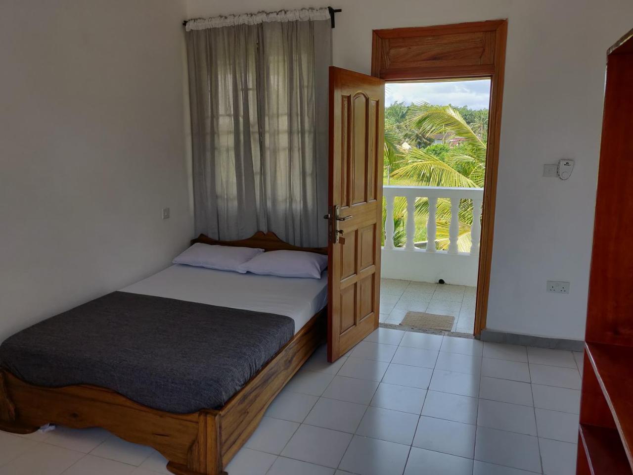Serenity Haven Lodge Busua Habitación foto